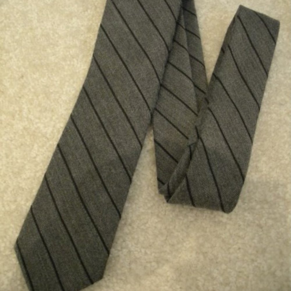 Mens Tie DKNY Silk Blend - Black Diagonal Stripes on Dark Gray 60" L X 2 1/2" W